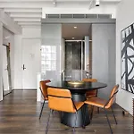 Chic 2-Bedroom In Surry Hills