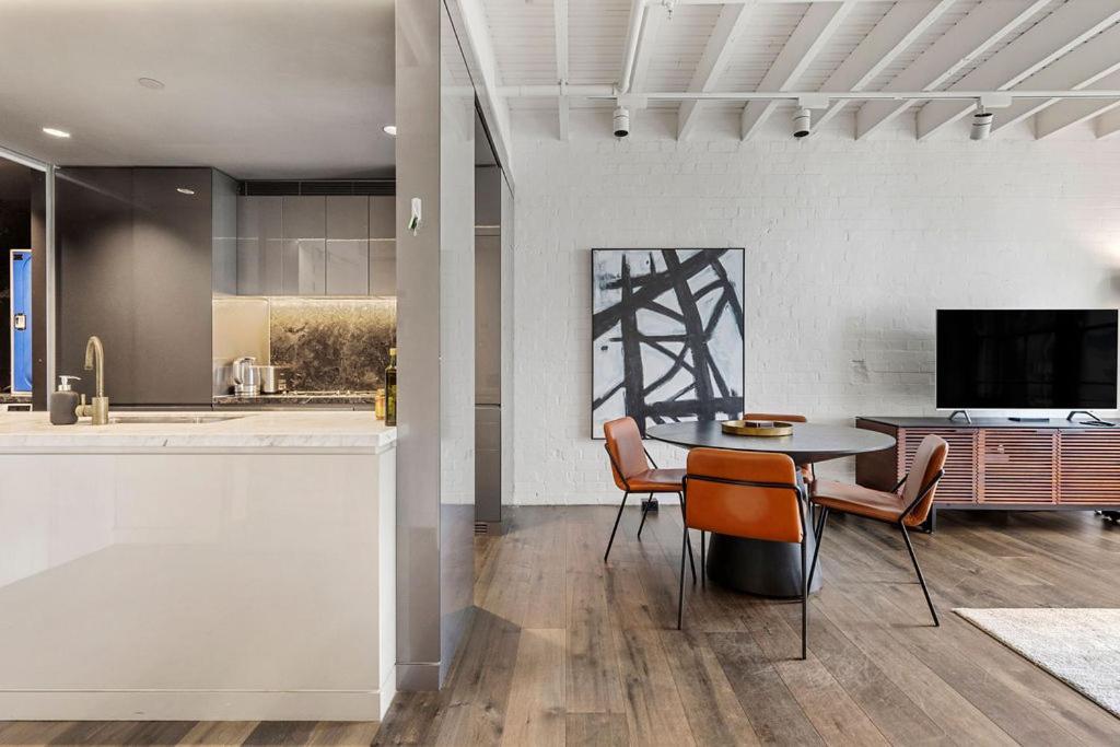 Apartment Chic 2-bedroom In Surry Hills *